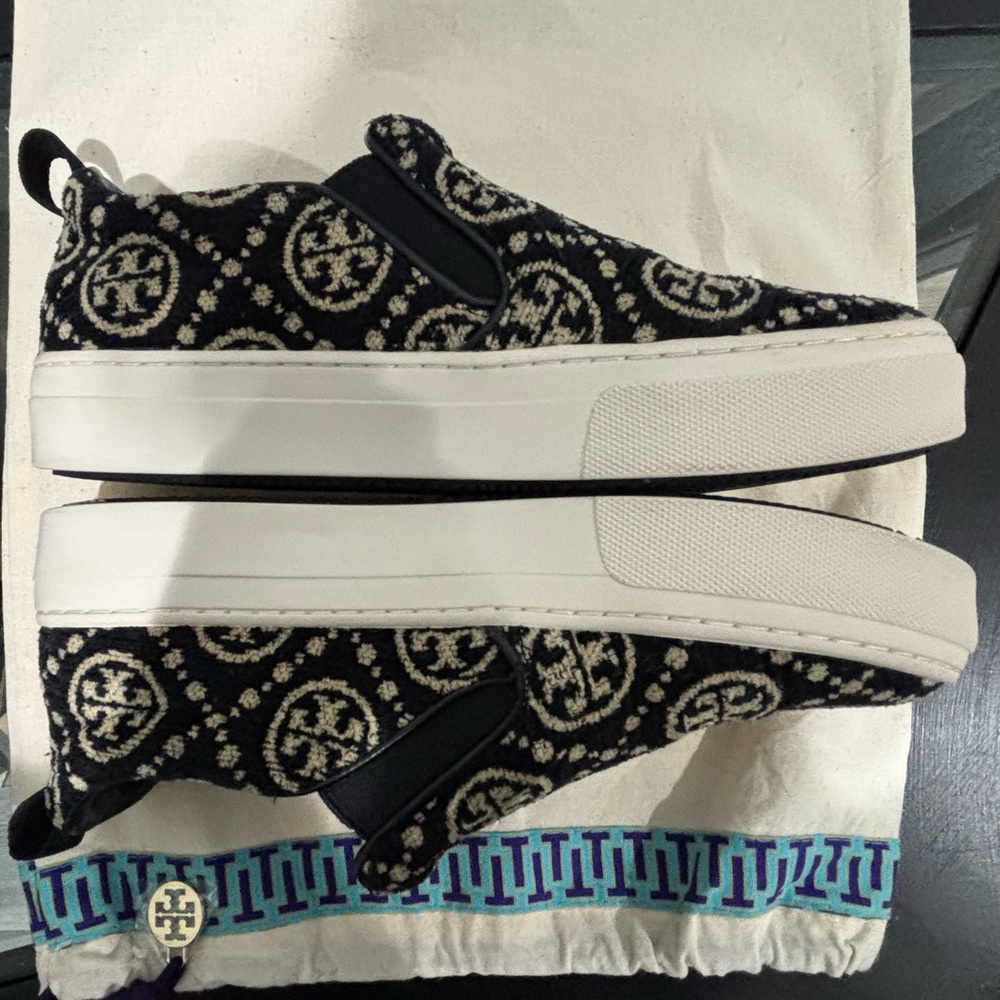 Tory Burch Black and Cream Slip-On Sneakers - Picture 5 of 13